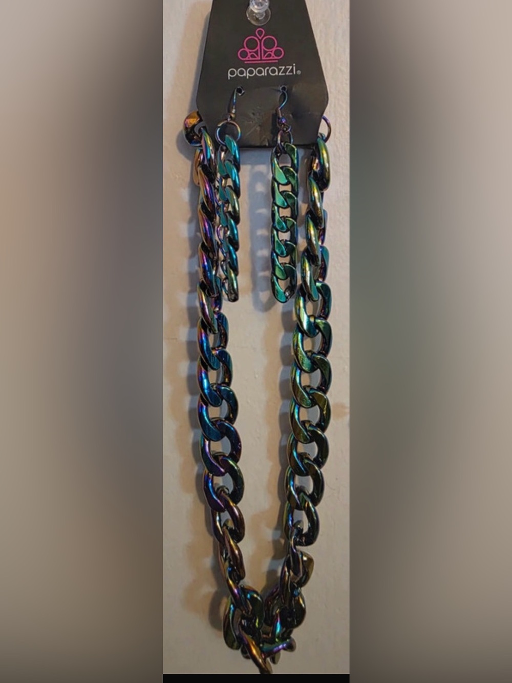 OIL SPILL CHAIN NECKLACE